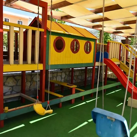 Hotel Kriti Max , Shengjin