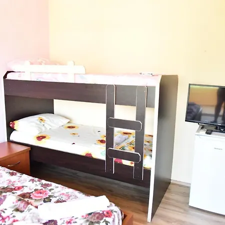 Hotel Kriti Max , Shengjin ホテル Shëngjin