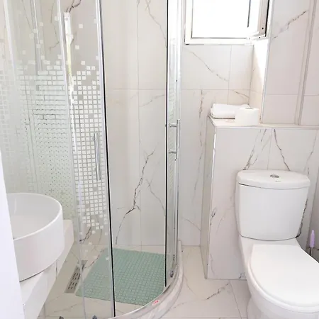 Hotel Kriti Max , Shengjin Shëngjin