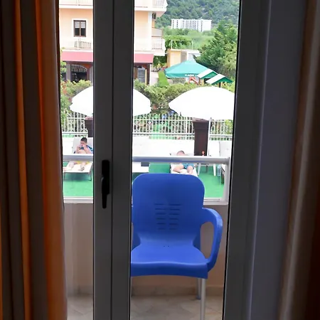 Hotel Kriti Max , Shengjin Szálloda 3*