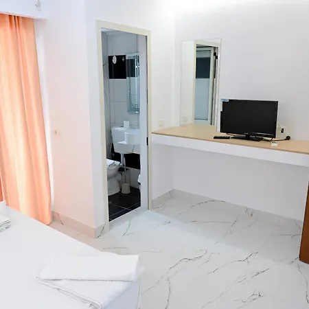 ホテル Hotel Kriti Max , Shengjin Shëngjin