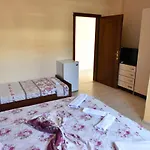 酒店 Hotel Kriti Max , Shengjin Shëngjin