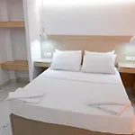 Hotel Kriti Max , Shengjin 酒店 3*