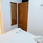 Hotel Kriti Max , Shengjin 酒店