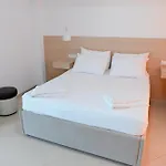 Hotel Kriti Max , Shengjin 酒店 3*
