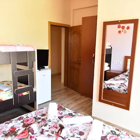 Hotel Hotel Kriti Max , Shengjin