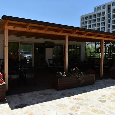 Kriti Max Hotel - Shengjin 3*