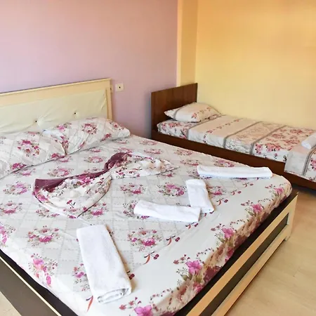 Hotel Kriti Max , Shengjin Shëngjin