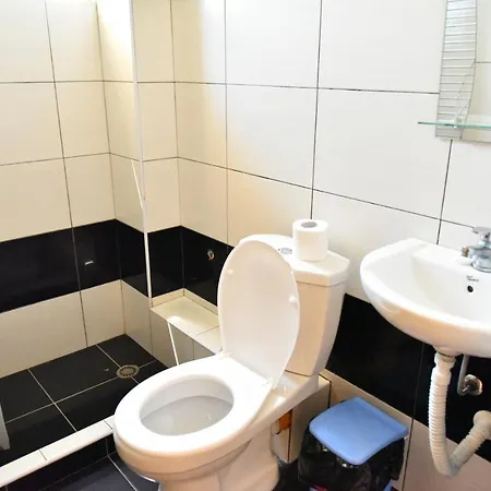 מלון Hotel Kriti Max , Shengjin 3*