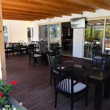 מלון Hotel Kriti Max , Shengjin Shëngjin