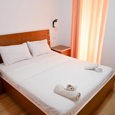 מלון Hotel Kriti Max , Shengjin Shëngjin