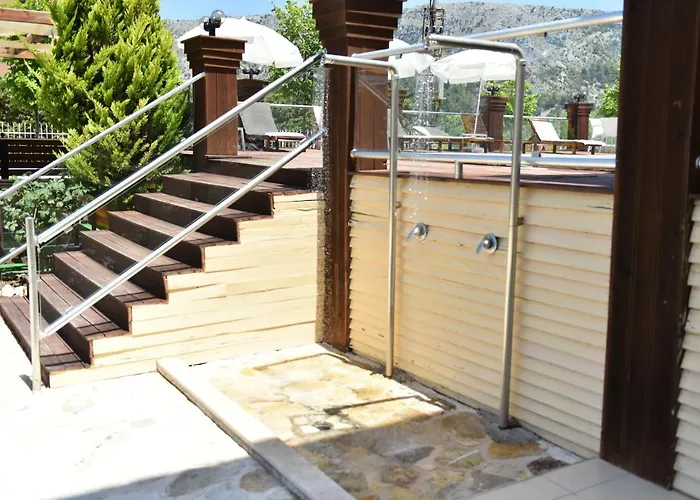 Hotel Kriti Max , Shengjin