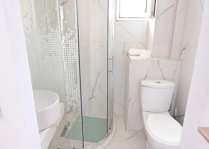 Hotel Kriti Max , Shengjin Shëngjin