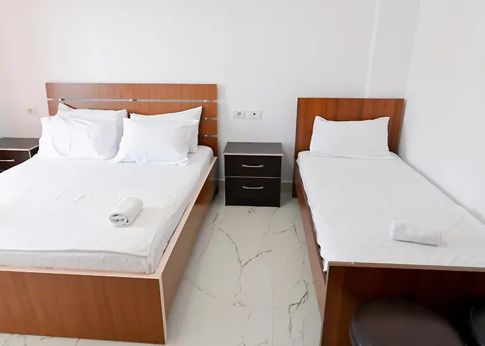 Hotel Kriti Max , Shengjin Shëngjin