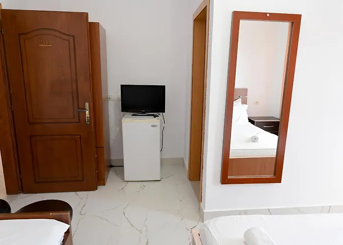 Hotell Hotel Kriti Max , Shengjin