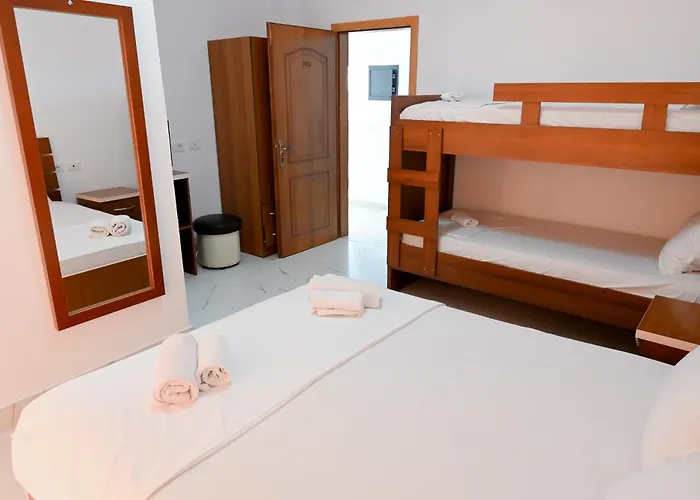 Hotel Kriti Max , Shengjin Shëngjin