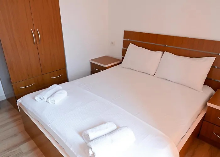 Hotel Kriti Max , Shengjin Shëngjin