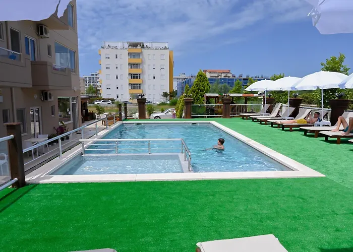 Hotel Kriti Max , Shengjin